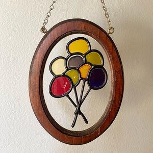 Vintage Stained Glass Ballon Wall Decor